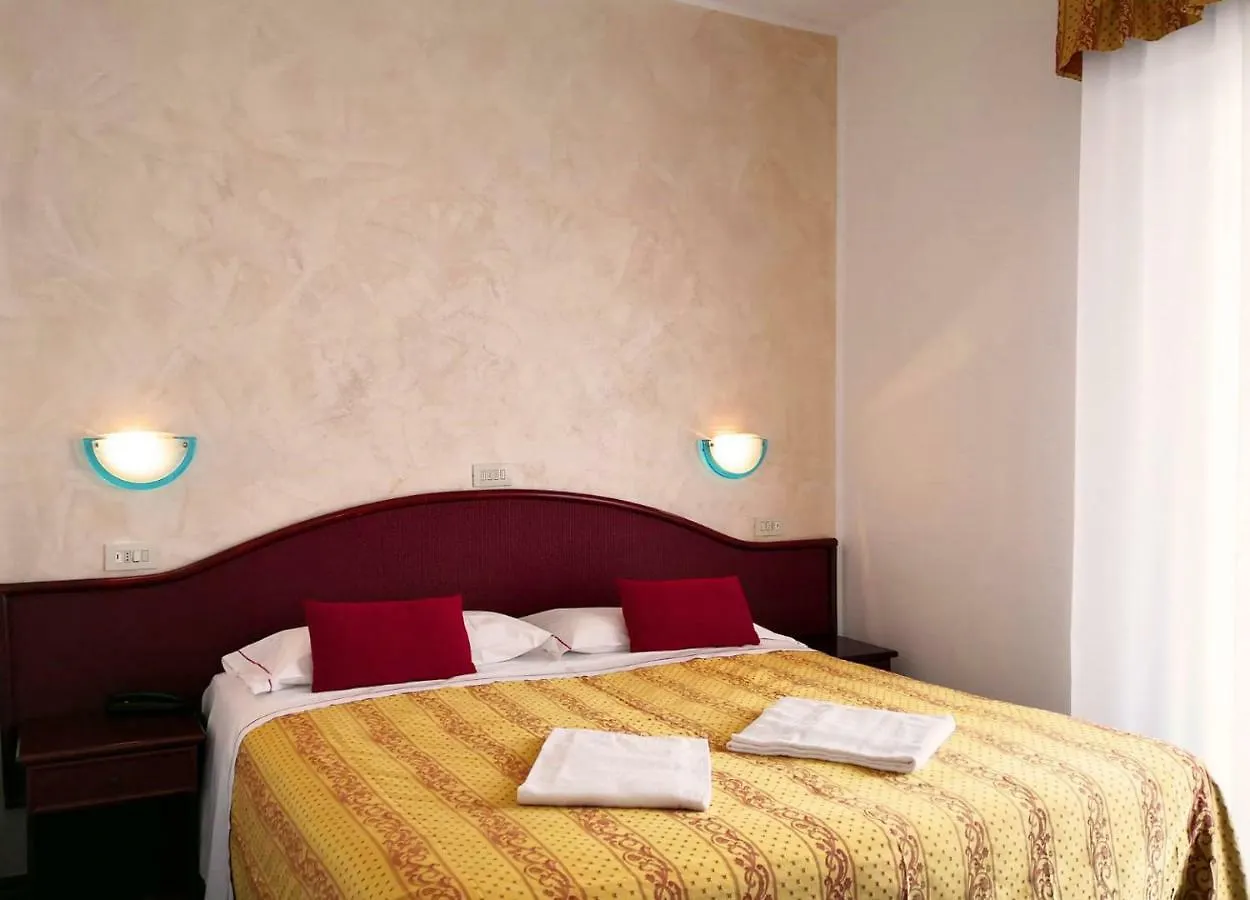 ****  Hotel Vittoria Riccione Italië